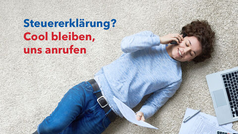 Junge Frau telefoniert Junge Frau telefoniert